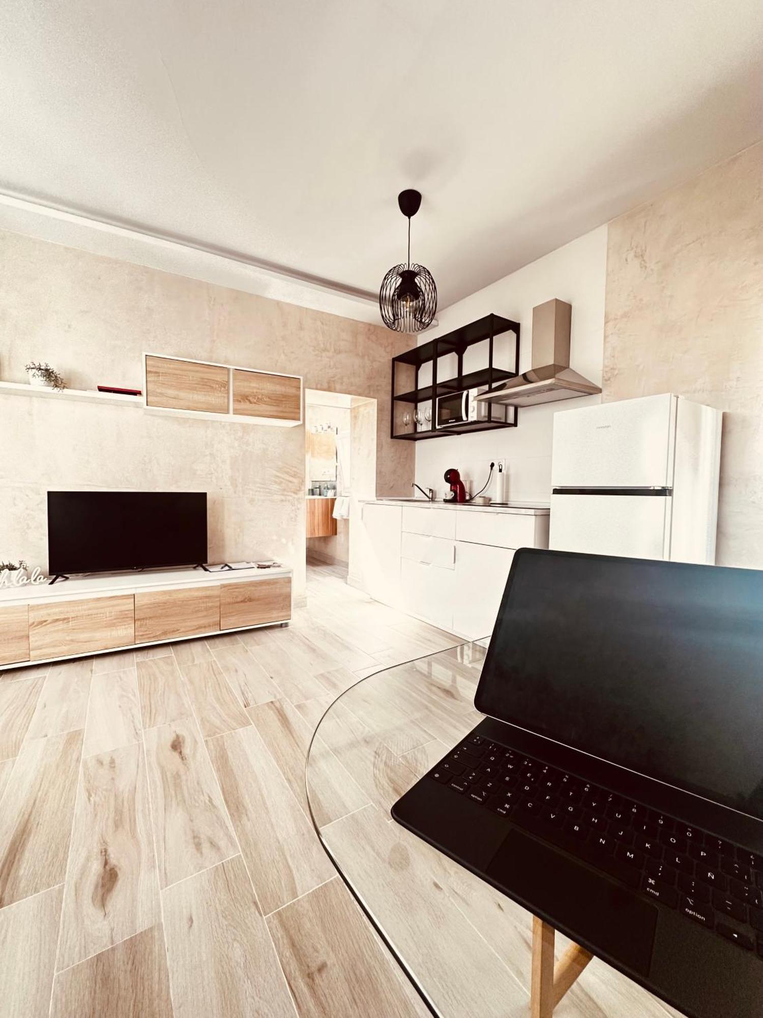 רונדה Cherry Deluxe Apartment מראה חיצוני תמונה