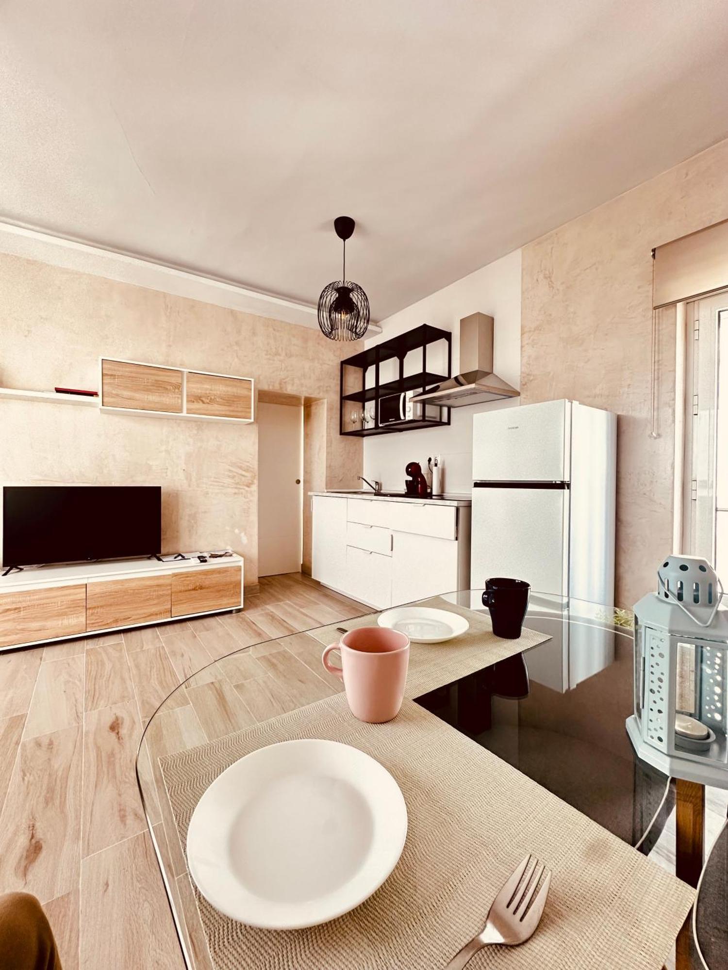 רונדה Cherry Deluxe Apartment מראה חיצוני תמונה